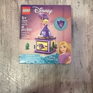 LEGO Disney Rapunzel Tower Set - Purple and Green